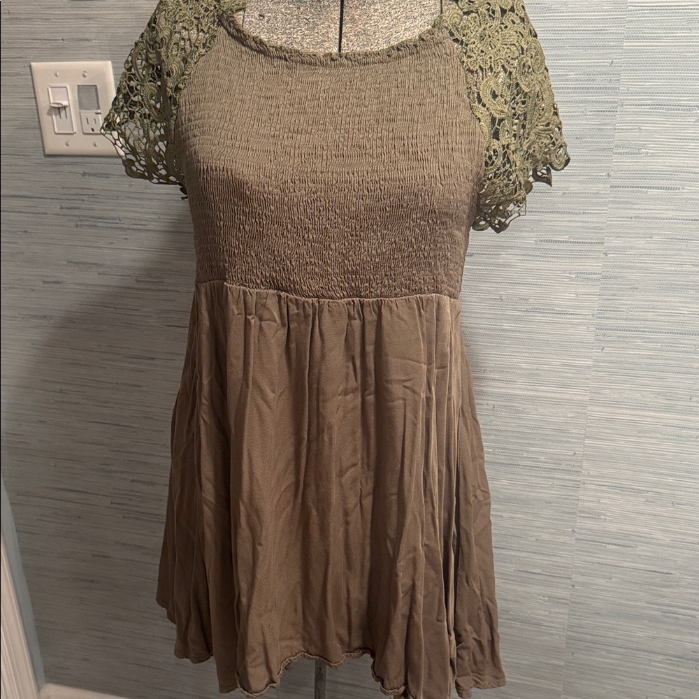 SHEIN Green Mini Dress with Olive Lace Sleeves